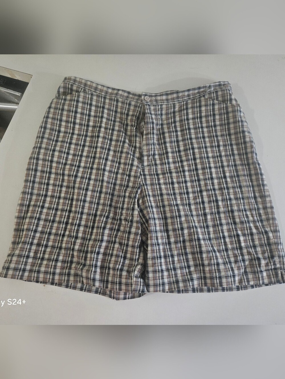 Women's Plaid Casual Shorts - Blue & White